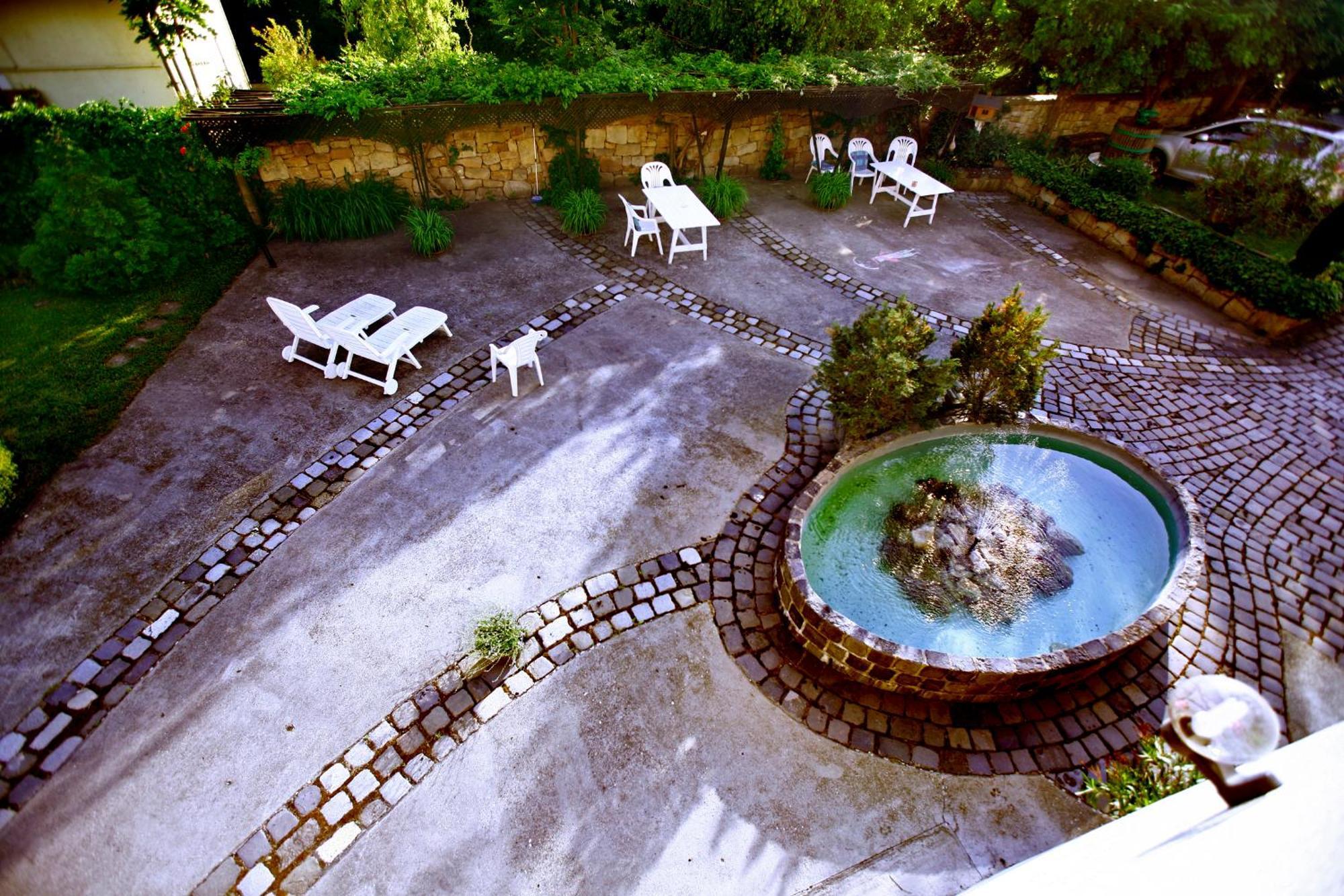 Keszi Panzió Hotel Budakeszi Exterior foto